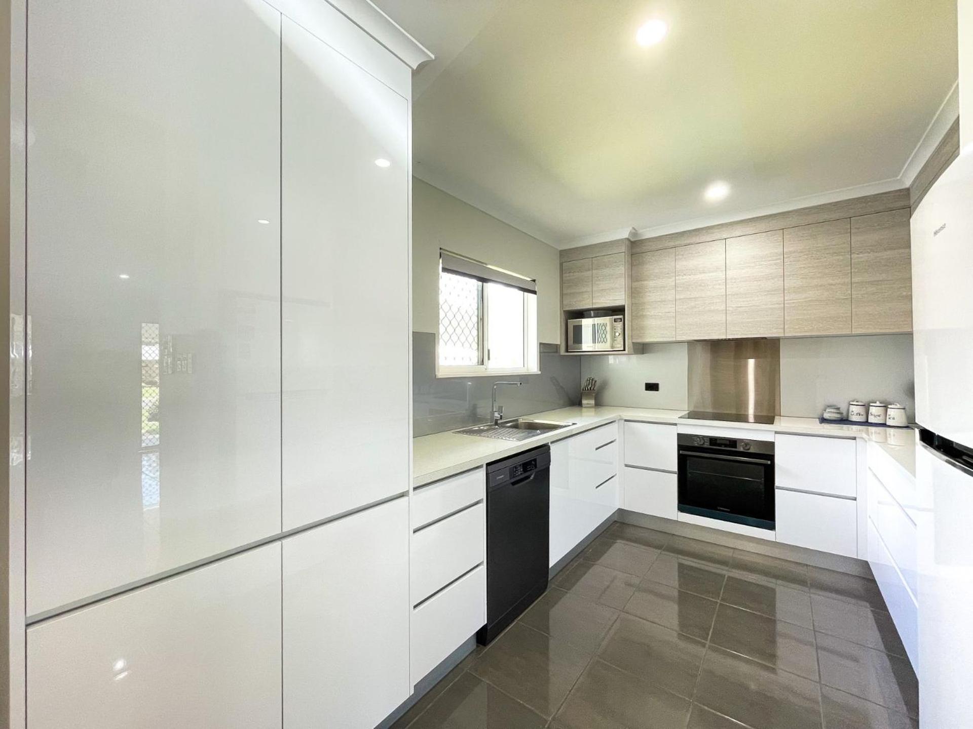 Beach House On Burrum- Close To Beach- 3Br- Wifi-Foxtel Woodgate Extérieur photo